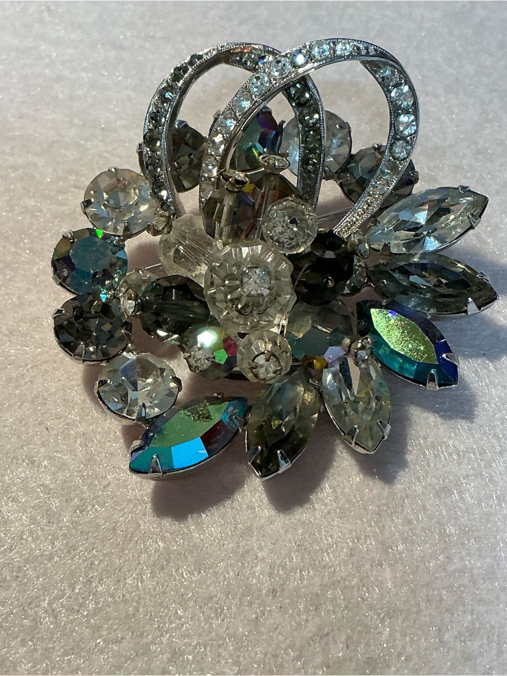 2262 -Mid-Century 1970-1980 Avon Aurora Borealis and Clear Crystal Floral Brooch